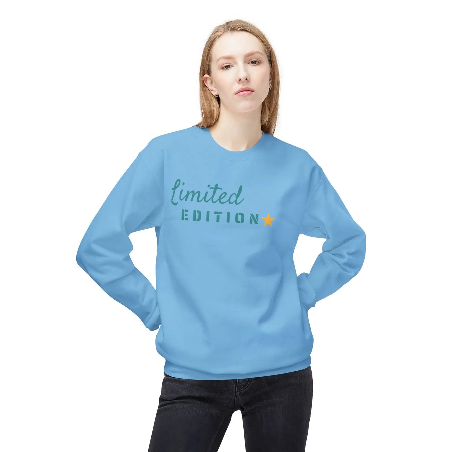 SLT Unisex Fleece Sweatshirt - StarLuxeTrend