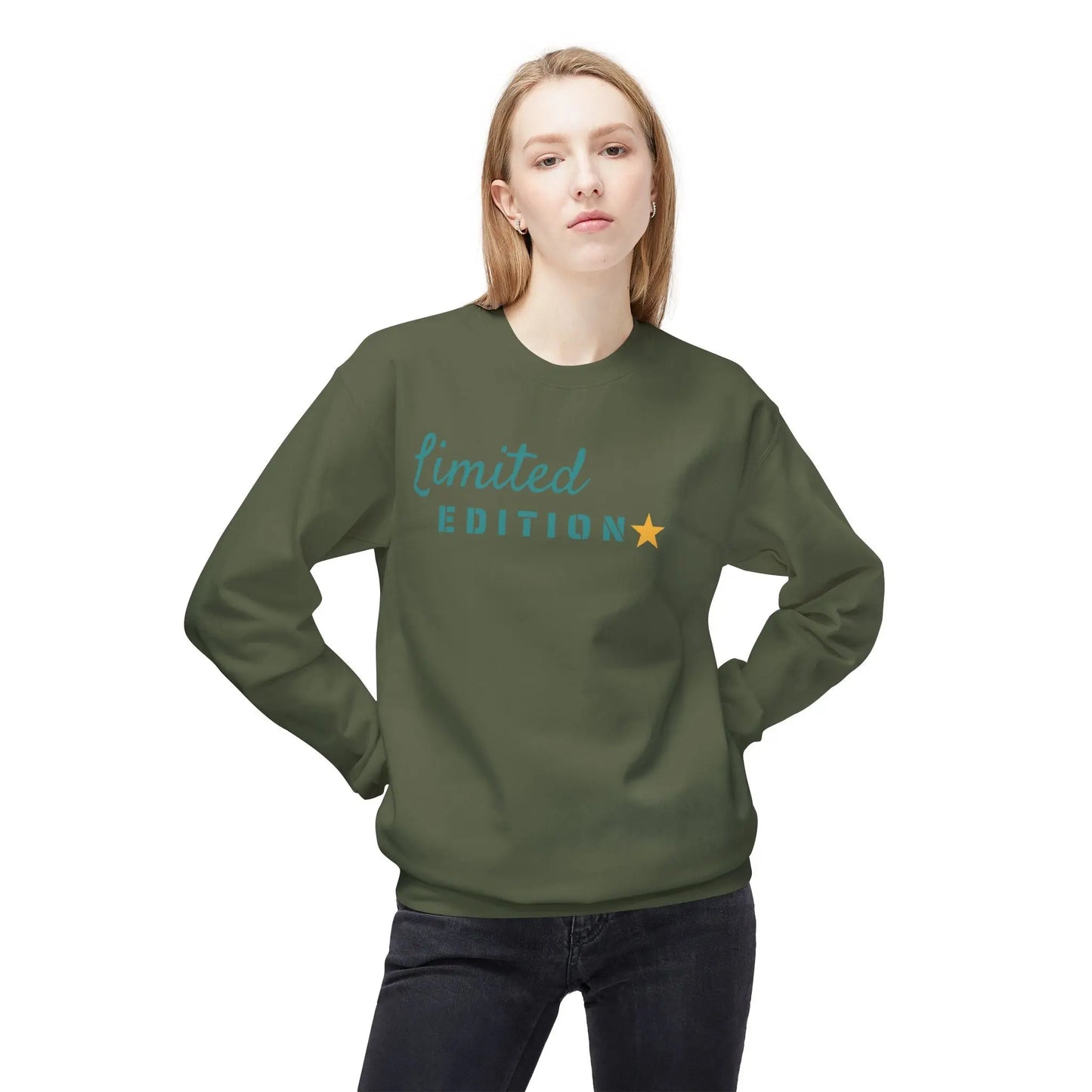 SLT Unisex Fleece Sweatshirt - StarLuxeTrend