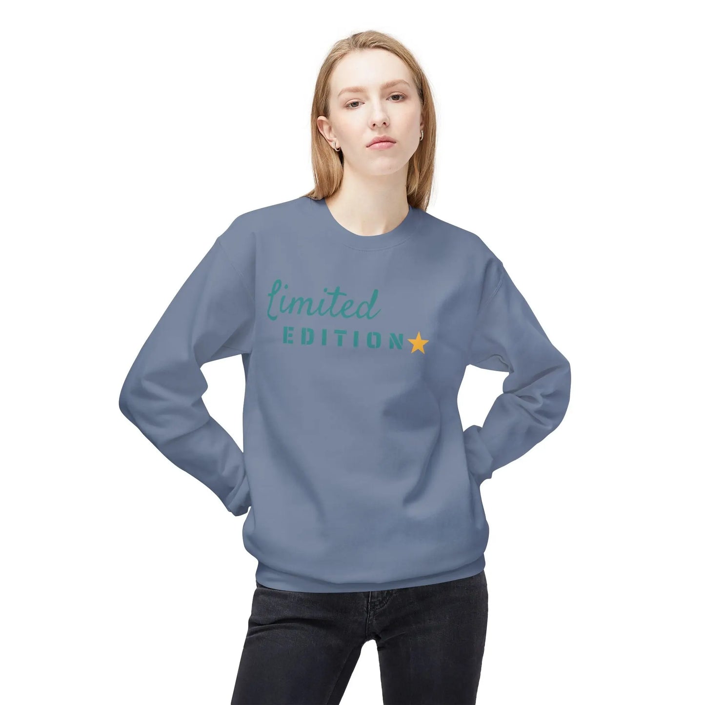 SLT Unisex Fleece Sweatshirt - StarLuxeTrend