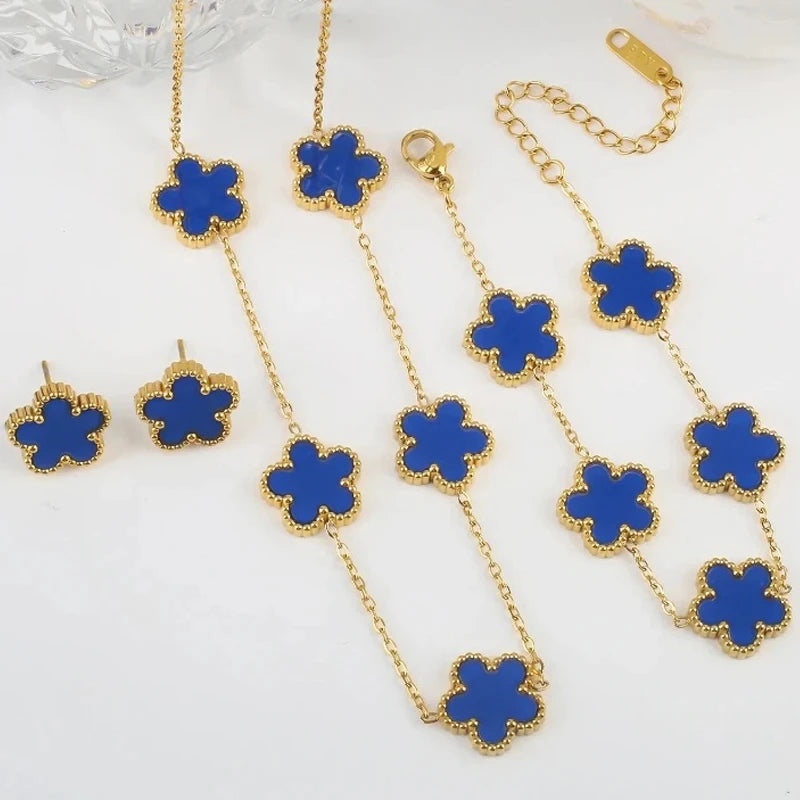 Elegant 3-Piece Minimalist Gold Clover Jewelry Set for Women