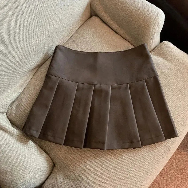 Women Vintage Mini Leather Pleated Skirt - StarLuxeTrend