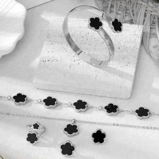 Lucky Five-Petal Flower Jewelry Set for Women – 5pcs Fashion Necklace, Earrings, Ring, Bracelet- Anniversary & Birthday Gift