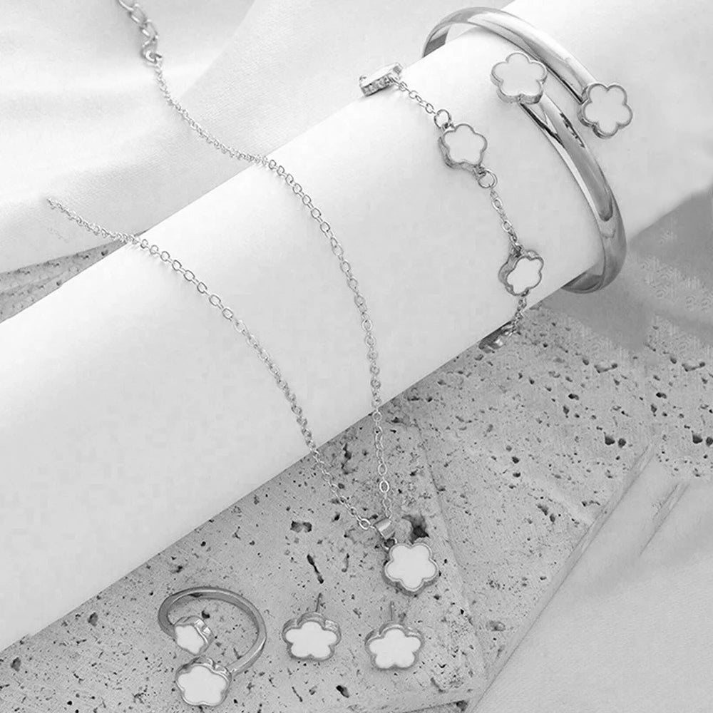 Lucky Five-Petal Flower Jewelry Set for Women – 5pcs Fashion Necklace, Earrings, Ring, Bracelet- Anniversary & Birthday Gift