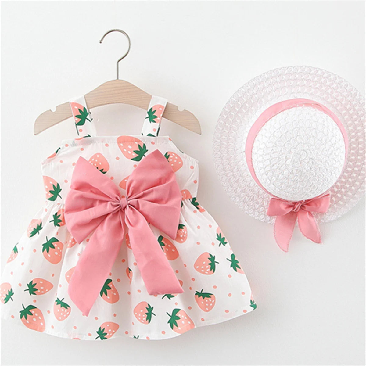 Sweet Summer Baby Girl Strawberry Dress with Matching Hat – Sleeveless Vacation Outfit for 1–2 Years