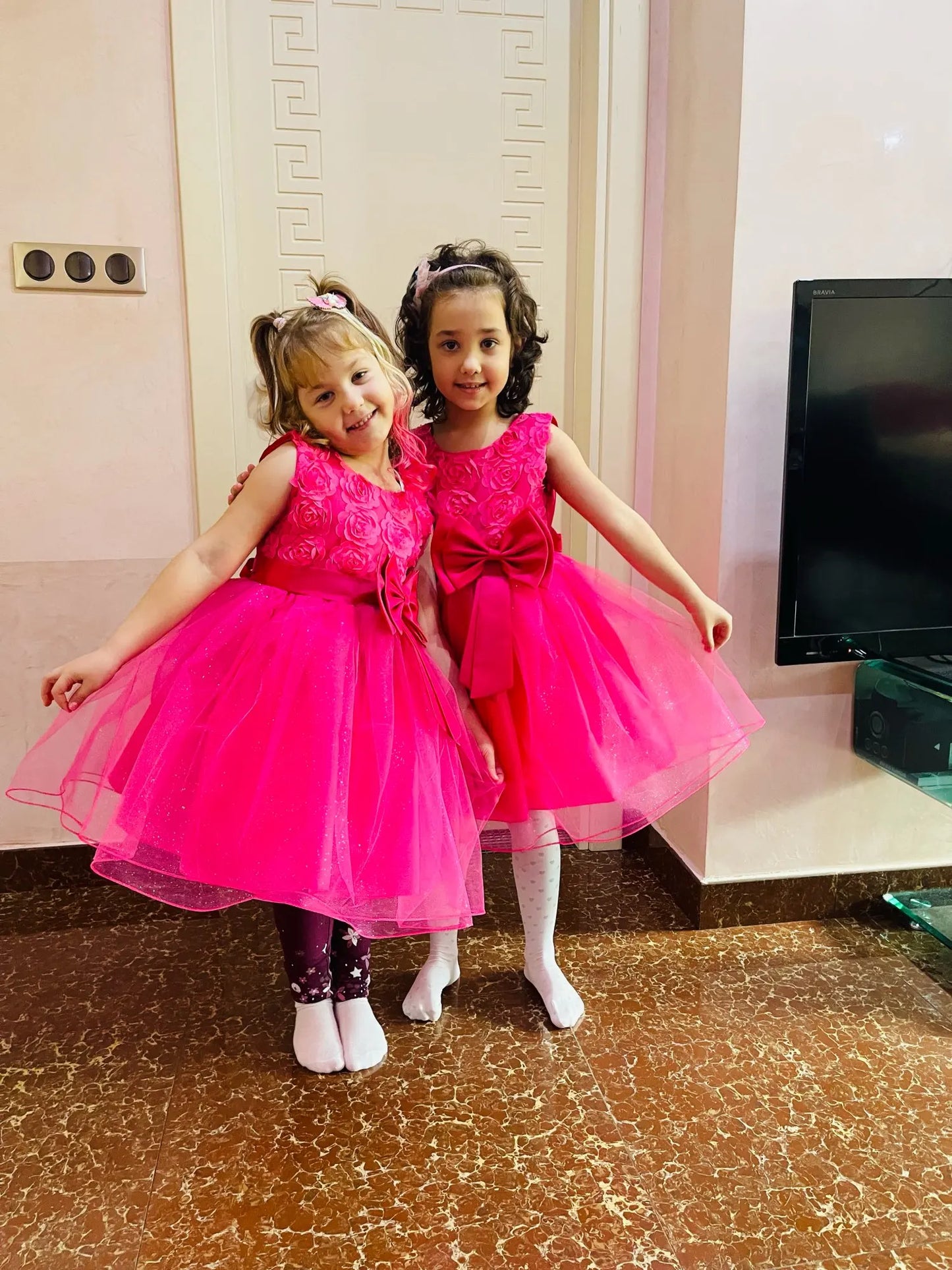 Elegant Lace Floral Girls’ Party Dress – Sleeveless Knee-Length Ball Gown for Weddings, Birthdays & Special Occasions